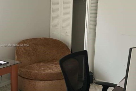 Touwnhouse à vendre à Lauderhill, Floride: 2 chambres, 80.64 m2 № 2032138 - photo 10