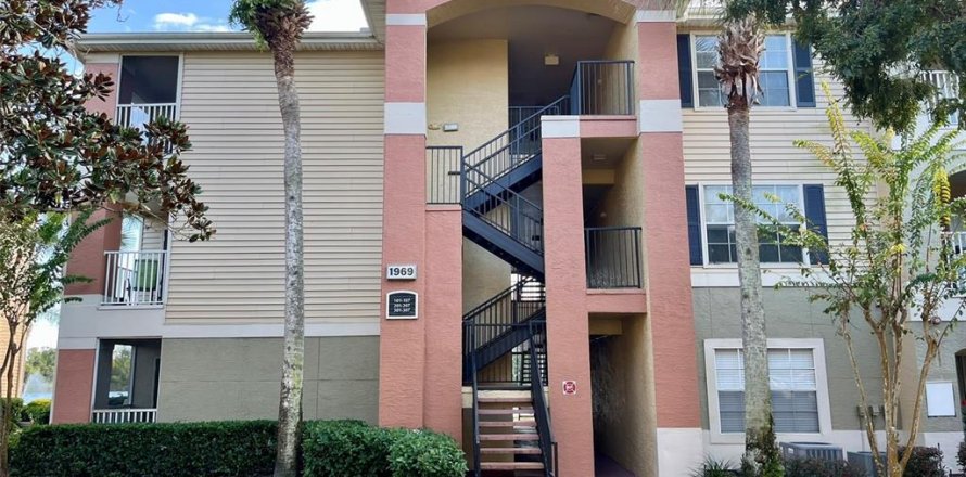 Condo à Oviedo, Floride, 1 chambre  № 2426949