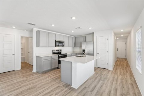 Villa ou maison à vendre à Winter Haven, Floride: 3 chambres, 120.96 m2 № 2222885 - photo 6