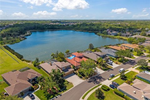 House in Bradenton, Florida 5 bedrooms, 265.89 sq.m. № 1587764 - photo 4