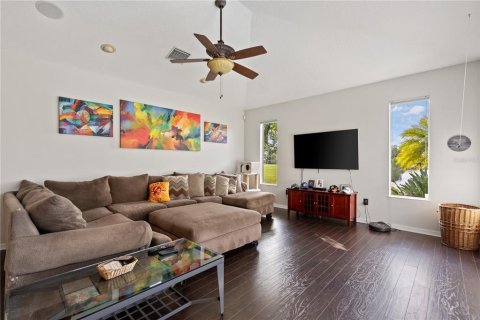 House in Bradenton, Florida 5 bedrooms, 265.89 sq.m. № 1587764 - photo 30