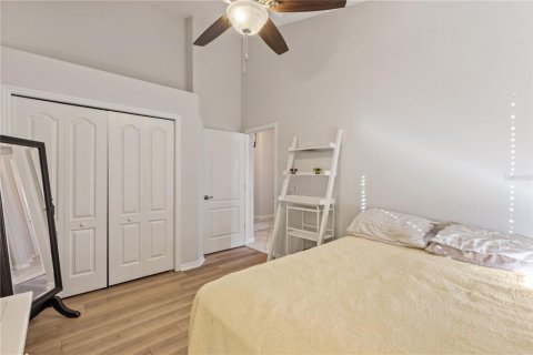 House in Bradenton, Florida 5 bedrooms, 265.89 sq.m. № 1587764 - photo 10