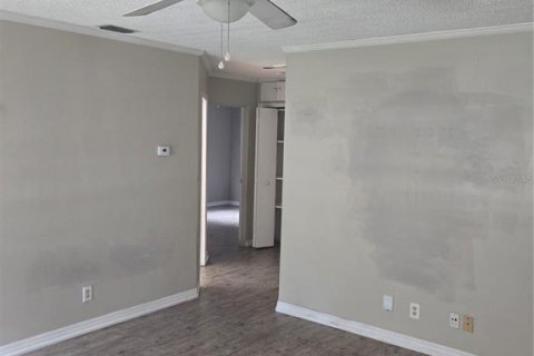 House in Orlando, Florida 4 bedrooms, 165.92 sq.m. № 2406763 - photo 22