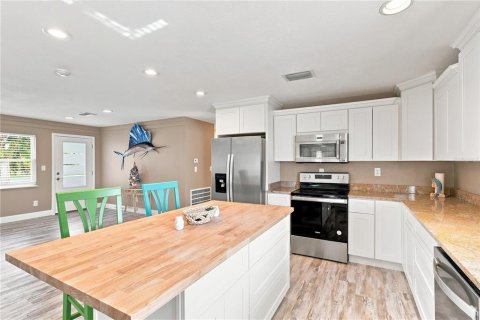 Villa ou maison à vendre à Crystal River, Floride: 3 chambres, 252.32 m2 № 2296665 - photo 13