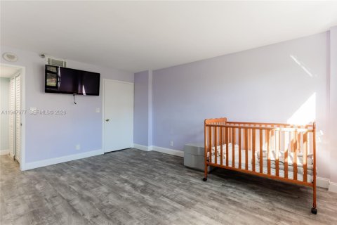 Apartamento en alquiler en Sunny Isles Beach, Florida, 2 dormitorios, 115.2 m2 № 2004051 - foto 30