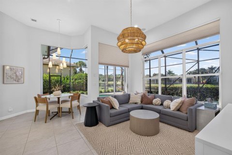 House in Palm Beach Gardens, Florida 4 bedrooms, 248.79 sq.m. № 2262269 - photo 24