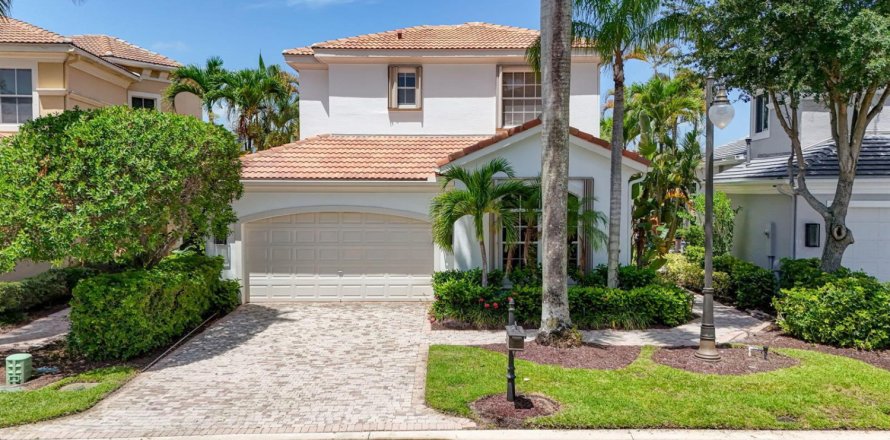 House in Palm Beach Gardens, Florida 4 bedrooms, 248.79 sq.m. № 2262269