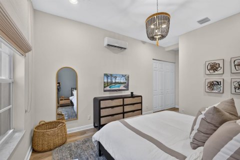 House in Palm Beach Gardens, Florida 4 bedrooms, 248.79 sq.m. № 2262269 - photo 29