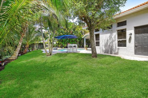 House in Lake Worth, Florida 4 bedrooms, 257.71 sq.m. № 2181718 - photo 29