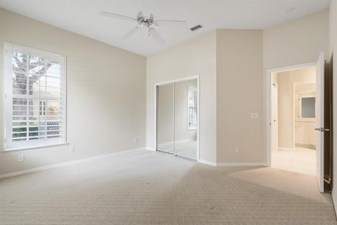 Купить виллу или дом в Палм Сити, Флорида 3 комнаты, 274.99м2, № 2175578 - фото 8