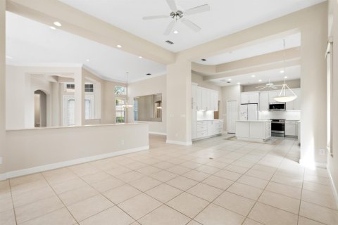 Купить виллу или дом в Палм Сити, Флорида 3 комнаты, 274.99м2, № 2175578 - фото 4