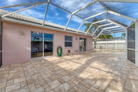 Condo in Bradenton, Florida, 3 bedrooms  № 1834595 - photo 29