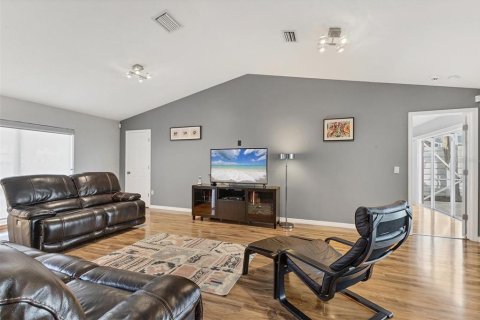Condo in Bradenton, Florida, 3 bedrooms  № 1834595 - photo 5