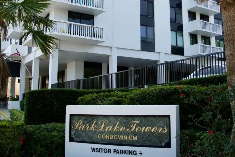Condominio en venta en Orlando, Florida, 2 dormitorios, 110.46 m2 № 1747398 - foto 1