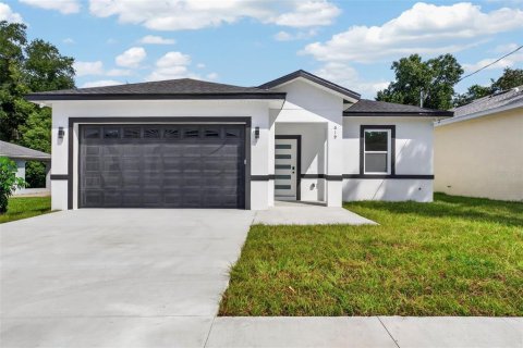 Villa ou maison à Lakeland, Floride 3 chambres, 152.73 m2 № 2391599