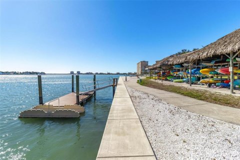 Condominio en venta en Saint Petersburg, Florida, 2 dormitorios, 103.12 m2 № 1670691 - foto 20
