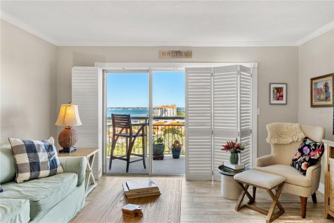 Condominio en venta en Saint Petersburg, Florida, 2 dormitorios, 103.12 m2 № 1670691 - foto 4