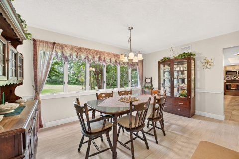 Villa ou maison à vendre à Ocala, Floride: 4 chambres, 312.89 m2 № 2277579 - photo 16