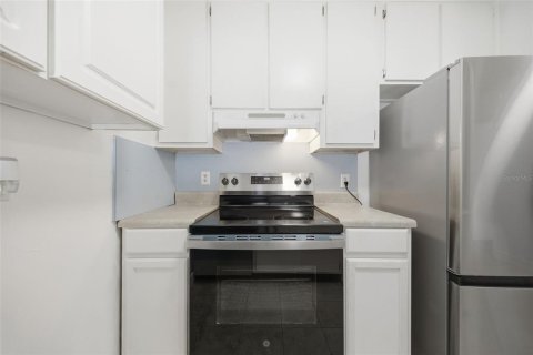 Condominio en venta en Lakeland, Florida, 2 dormitorios, 78.04 m2 № 2258593 - foto 7