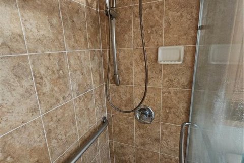 Condominio en venta en Lakeland, Florida, 2 dormitorios, 78.04 m2 № 2258593 - foto 22