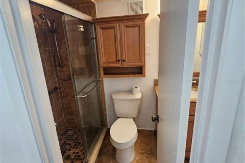 Condominio en venta en Lakeland, Florida, 2 dormitorios, 78.04 m2 № 2258593 - foto 19