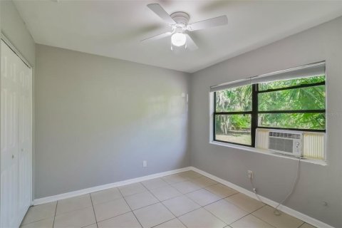 Villa ou maison à louer à Eustis, Floride: 2 chambres, 55.74 m2 № 1737417 - photo 13