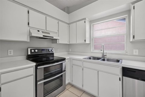 Casa en venta en Valrico, Florida, 3 dormitorios, 127.09 m2 № 2387404 - foto 17