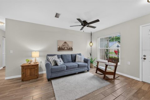 Condominio en venta en New Port Richey, Florida, 2 dormitorios, 137.96 m2 № 2286990 - foto 13