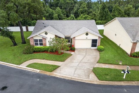 Condominio en venta en New Port Richey, Florida, 2 dormitorios, 137.96 m2 № 2286990 - foto 4
