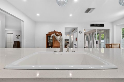Condominio en venta en New Port Richey, Florida, 2 dormitorios, 137.96 m2 № 2286990 - foto 27