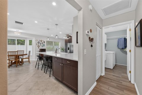 Condominio en venta en New Port Richey, Florida, 2 dormitorios, 137.96 m2 № 2286990 - foto 28