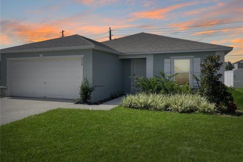 Casa en alquiler en Haines City, Florida, 4 dormitorios, 166.39 m2 № 1826517 - foto 2