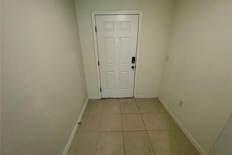 Casa en alquiler en Haines City, Florida, 4 dormitorios, 166.39 m2 № 1826517 - foto 8