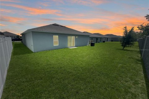 Casa en alquiler en Haines City, Florida, 4 dormitorios, 166.39 m2 № 1826517 - foto 3