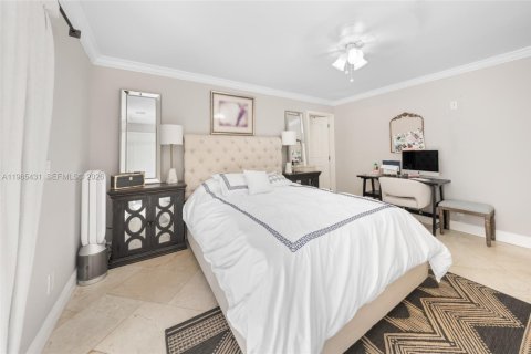 Villa ou maison à vendre à Miami, Floride: 3 chambres, 167.69 m2 № 2026814 - photo 12