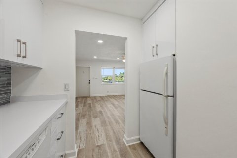 Condominio en venta en Pompano Beach, Florida, 1 dormitorio, 61.5 m2 № 2174186 - foto 26