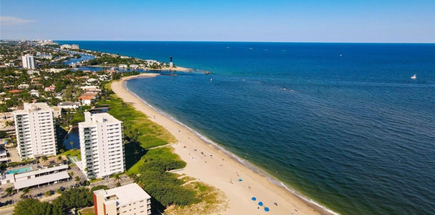 Condominio en Pompano Beach, Florida, 1 dormitorio  № 2174186