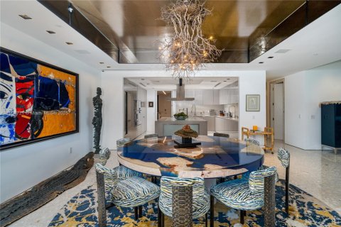 Condo in Surfside, Florida, 4 bedrooms  № 1963778 - photo 9