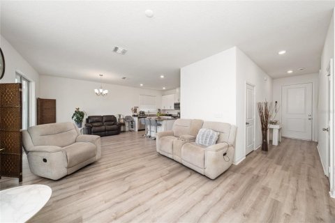 Casa en venta en Auburndale, Florida, 4 dormitorios, 183.76 m2 № 2195844 - foto 22