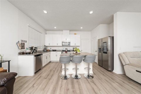 Casa en venta en Auburndale, Florida, 4 dormitorios, 183.76 m2 № 2195844 - foto 18