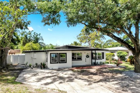 House in Tampa, Florida 3 bedrooms, 138.42 sq.m. № 1804871 - photo 27