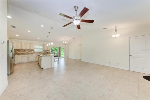 Casa en alquiler en North Port, Florida, 3 dormitorios, 132.57 m2 № 1912404 - foto 7