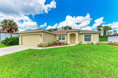 Casa en alquiler en North Port, Florida, 3 dormitorios, 132.57 m2 № 1912404 - foto 2