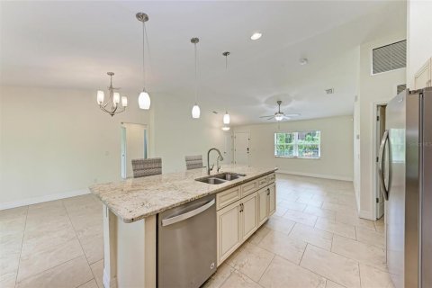 Casa en alquiler en North Port, Florida, 3 dormitorios, 132.57 m2 № 1912404 - foto 13