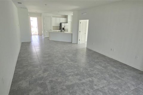 Casa en alquiler en Eagle Lake, Florida, 3 dormitorios, 200.2 m2 № 1767362 - foto 8