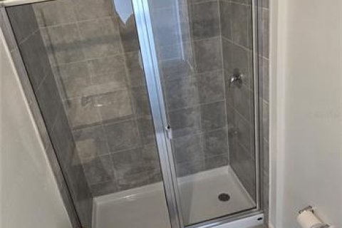 Casa en alquiler en Eagle Lake, Florida, 3 dormitorios, 200.2 m2 № 1767362 - foto 15