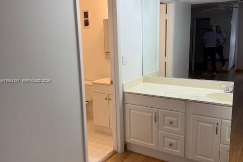 Condo in Lauderhill, Florida, 2 bedrooms  № 2012080 - photo 9