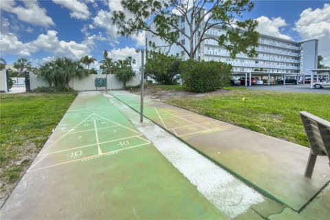 Condo in Bradenton, Florida, 1 bedroom  № 2148100 - photo 28