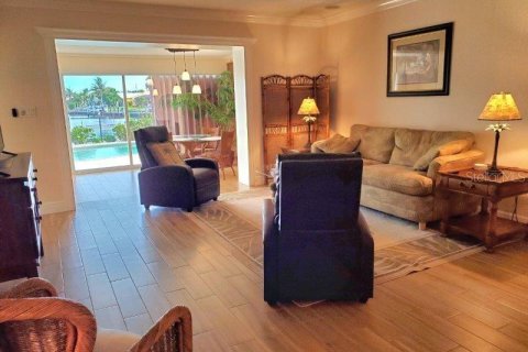 House in Punta Gorda, Florida 2 bedrooms, 121.33 sq.m. № 1855684 - photo 11