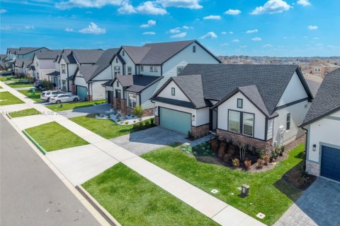 Casa en venta en Clermont, Florida, 4 dormitorios, 189.71 m2 № 2036623 - foto 7